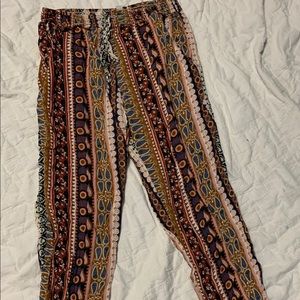 AMERICAN EAGLE PANTS SIZE SMALL